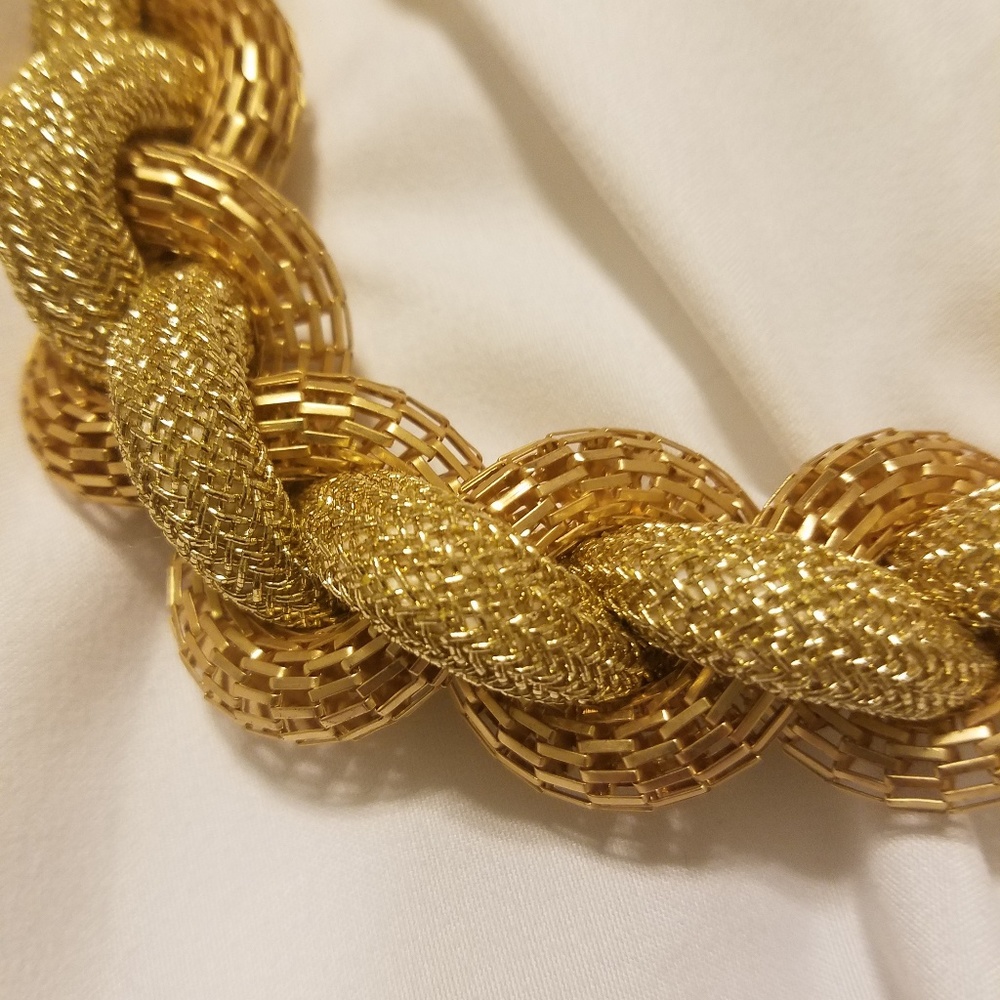 Target Gold Statement Necklace - Picture 4 of 6